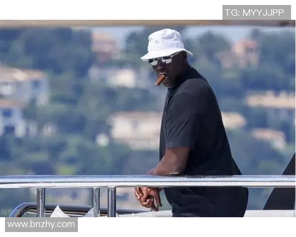 乔丹传奇：从篮球场到商业帝国的辉煌人生与不屈精神